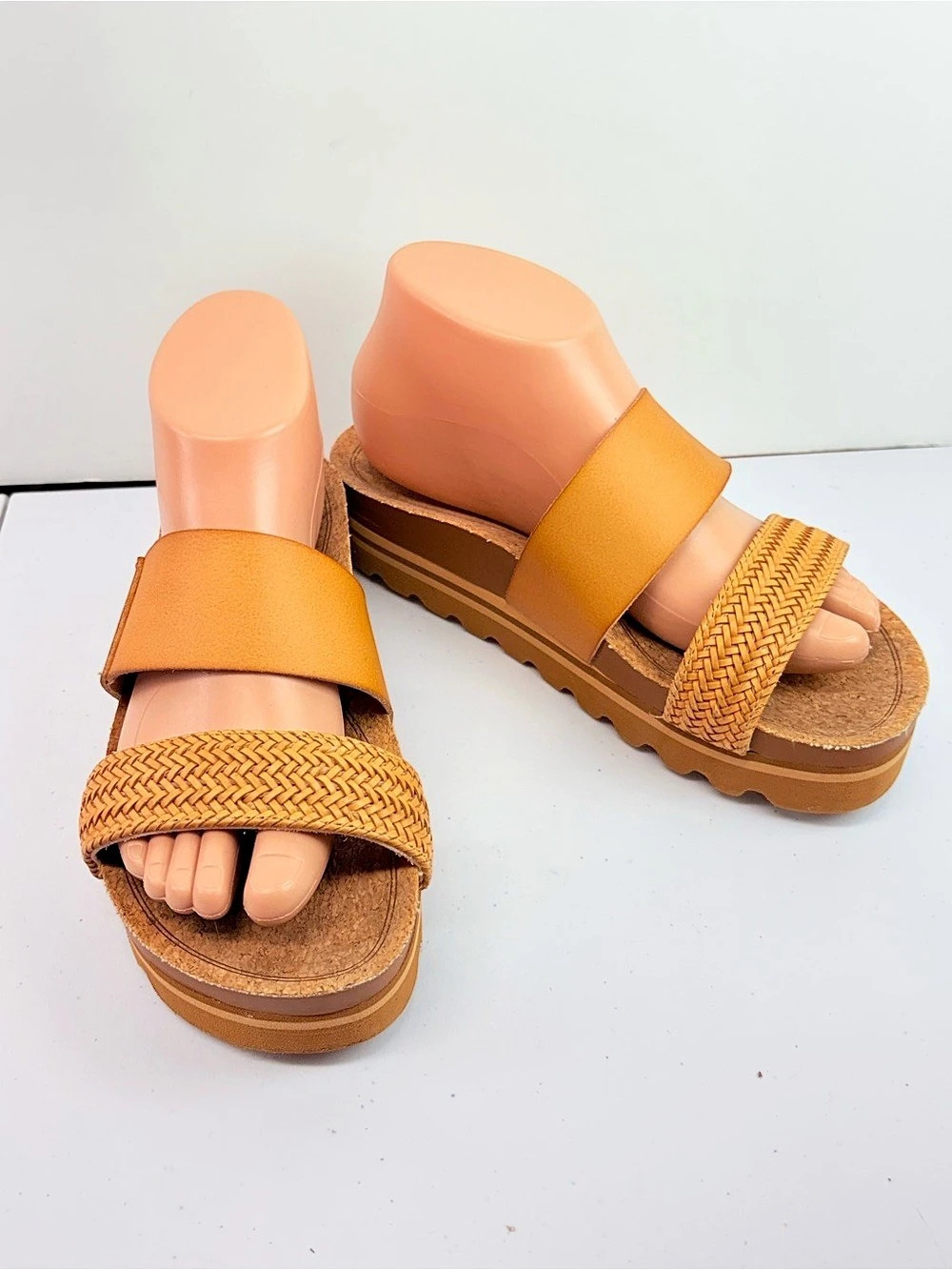 Reef Cushion Vista Hi Slide Woven Strap Platform Sandals in Tan Womens 7